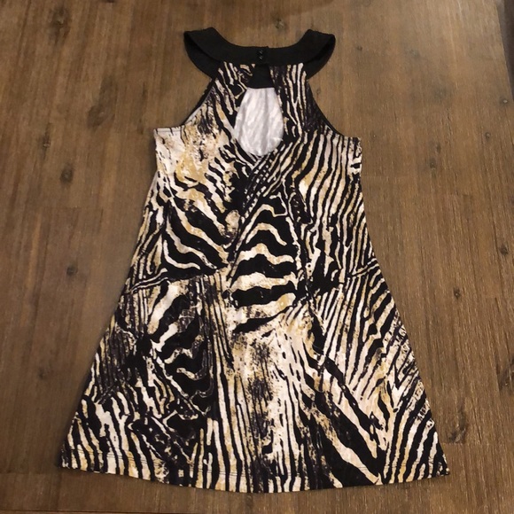 GUESS Tie neck Animal-print top - Picture 5 of 8